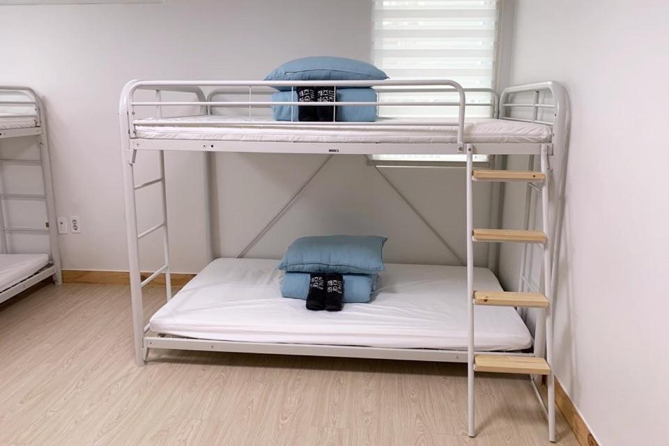 Jeju Guesthouse Togŭnnae Eksteriør bilde