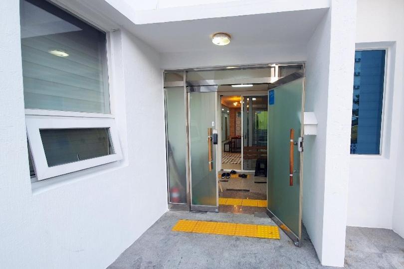Jeju Guesthouse Togŭnnae Eksteriør bilde