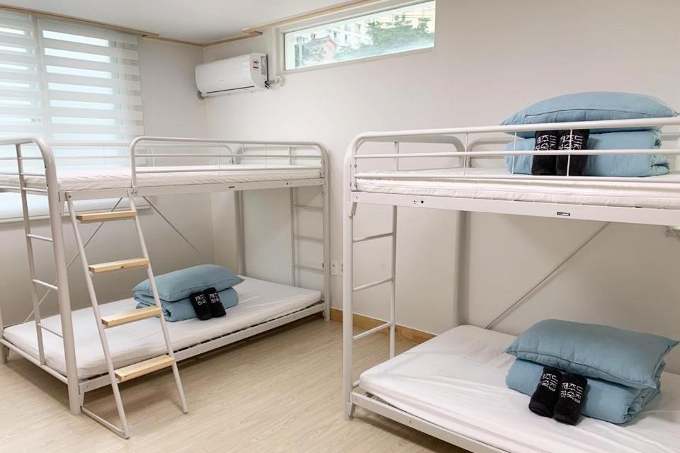 Jeju Guesthouse Togŭnnae Eksteriør bilde