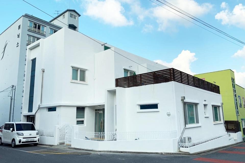 Jeju Guesthouse Togŭnnae Eksteriør bilde