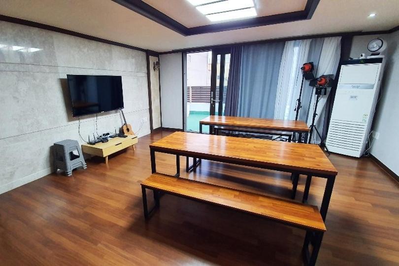 Jeju Guesthouse Togŭnnae Eksteriør bilde