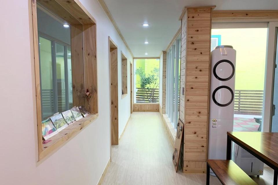 Jeju Guesthouse Togŭnnae Eksteriør bilde